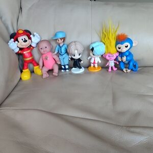 Mini Figures Bundle 7 Figurines